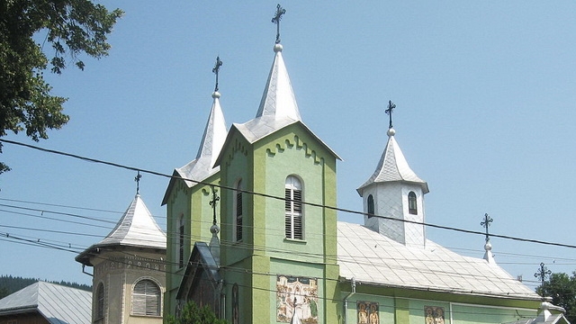 Incredibila poveste a unei icoanei facatoare de minuni! Ce se intampla intr-o micuta biserica din Bucovina e aproape de necrezut