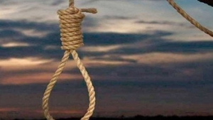 TRAGEDIE! Si-a luat viata in drum spre scoala! Ce a scris o tanara pe biletul de ADIO!