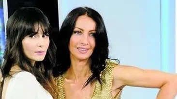 Dana Budeanu si Mihaela Radulescu le-au facut vedete. Doua studente s-au transformat gratie hainelor spectaculoase din linia vestimentara 22 Just Love