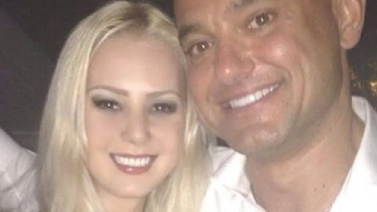 Fosta iubită a lui BOUREANU se mărită! Blonda face schimbări mari în viaţa ei