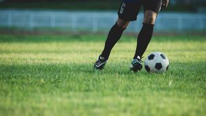 (P) Fotbaliști români care și-au irosit talentul