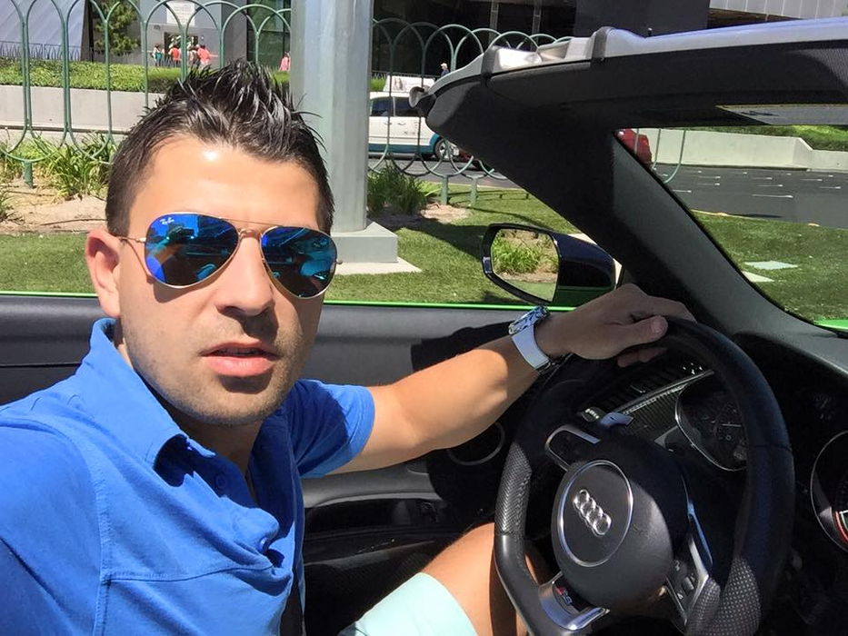 Cine este și din ce face bani Marian Grozavu de la Insula Iubirii? Internetul a explodat când i-a auzit vocea: ”A tras heliu?”