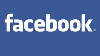 Facebook-ul face victime! A facut o criza de astm  dupa ce i-a vazut pozele fostei iubite