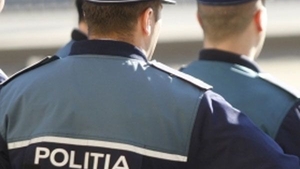 Şi-a luat peste picior şeful poliţist! Regula care i-a scos din minţi pe subalterni
