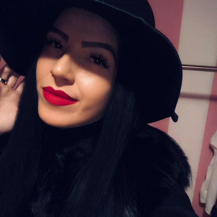 Valentina, noua iubită a multimilionarul de la Loto