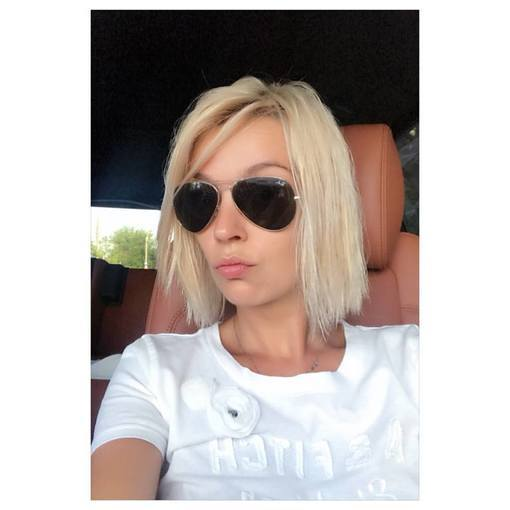 Diana ştie ce rochie va purta la nunta sa, deşi evenimentul va avea loc peste aproape un an