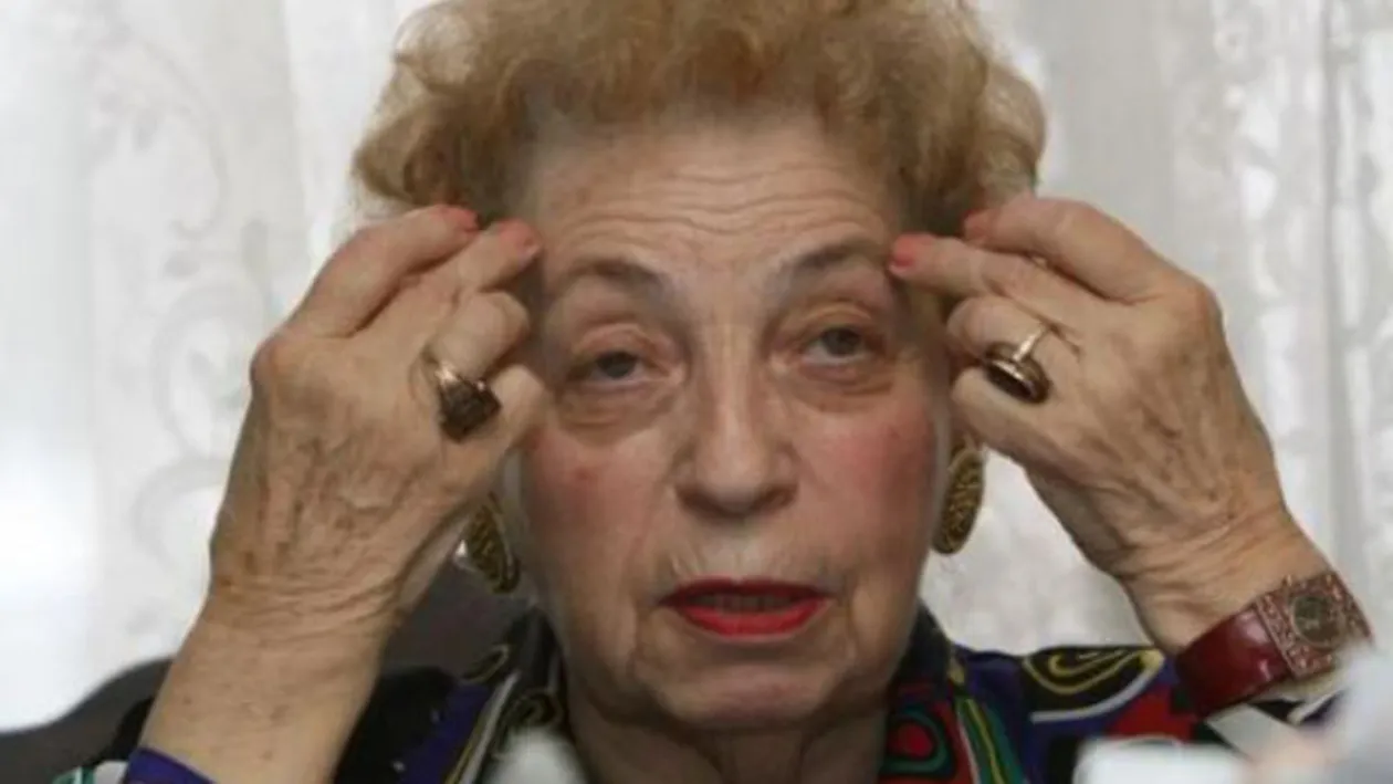 Sarbatori de COSMAR! Paula Iacob, operata de URGENTA! Ce a patit celebra avocata!