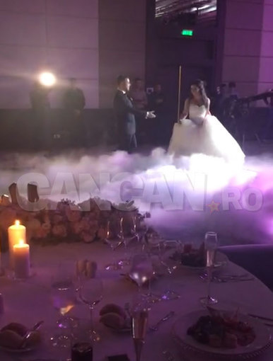 EXCLUSIV Udrea şi iubitul, cuplu oficial! Au trecut săruturile ascunse şi şi-au dat frâu liber sentimentelor
