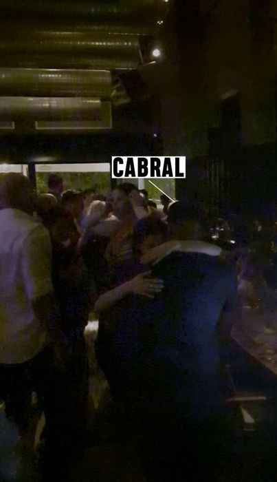 Cabral s-a distrat într-un club-restaurant, alături de câțiva amici