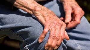 Bătrân de 78 de ani din Buzău, omorât din cauza geloziei. Agresorul îl acuza că i-a vizitat iubita de mai multe ori