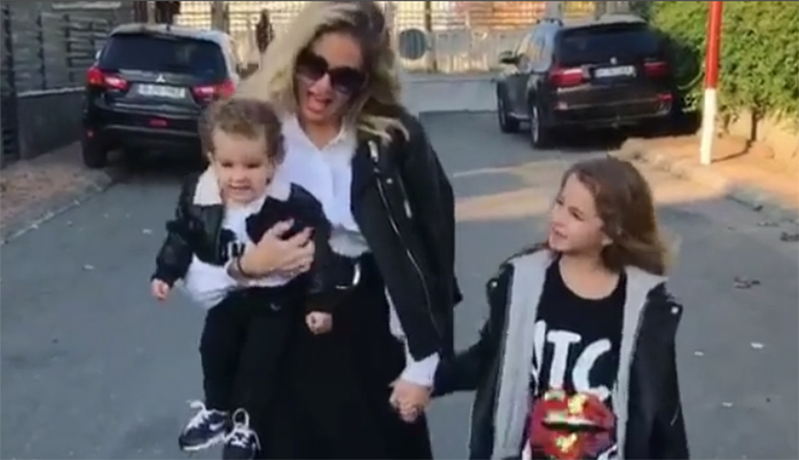 Andreea Bănică, în culmea fericirii. “O să mai apară un copilaș printre noi!”