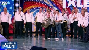 Aparitie UNICA la Romanii au Talent! O fanfara a incins publicul pe ritmuri spaniole: "Sunteti foarte simpatici"