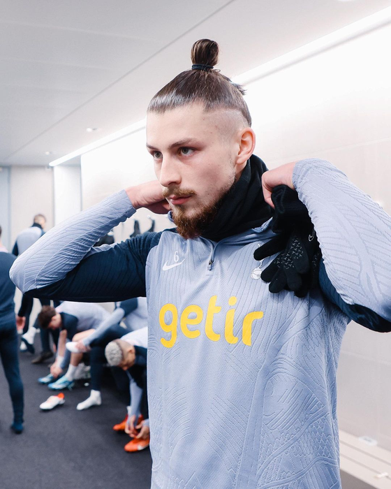 Radu Drăgușin, cel mai scump fotbalist român din istorie /Foto: Instagram