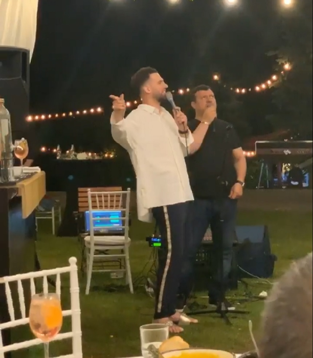 Ex-logodnicul Simonei Halep, concert în papuci la ”spartul” petrecerii