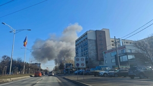 Alertă extremă în București: un depozit de pe bulevardul Iuliu Maniu a luat foc. Detalii de ultimă ora