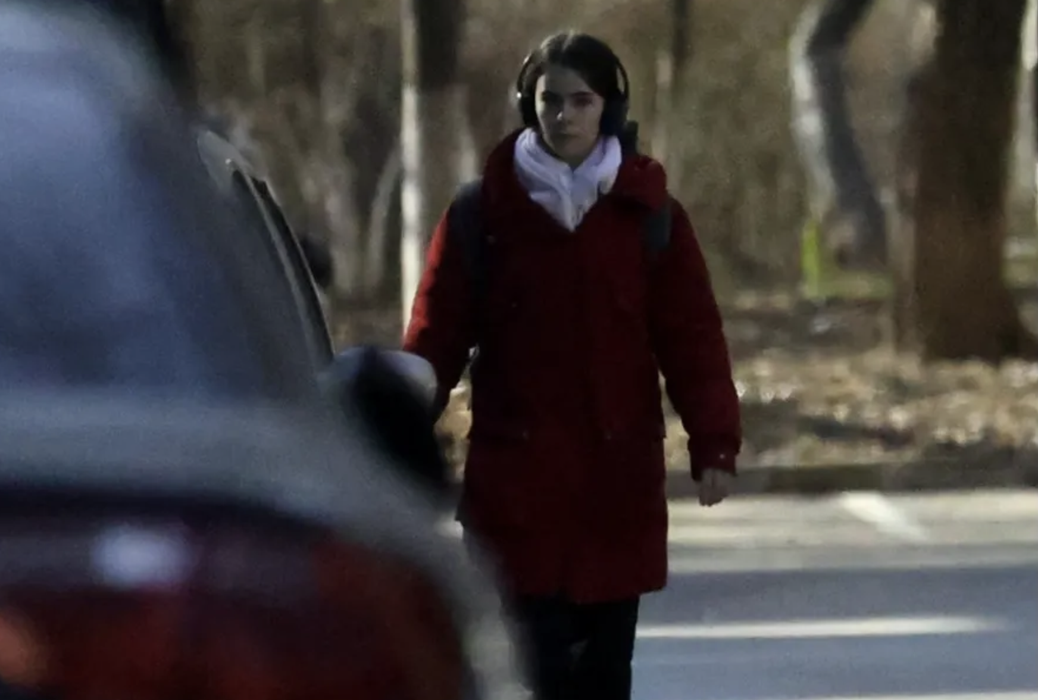 Cum arată Eliza Iliescu acum, la 19 ani. Din ce bani trăiesc lunar Adriana Iliescu și fiica ei