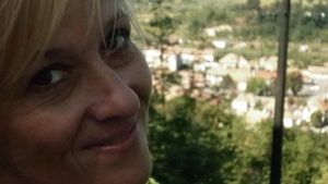 Doliu în presa din România! A murit jurnalista Simona Șerbănescu