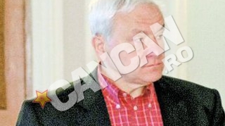 Tot mai multi politicieni isi vopsesc parul. "Moda" Cancescu se extinde rapid
