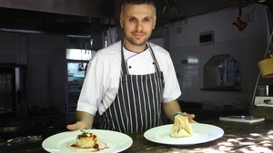 Master Chef Traian iti recomanda salata CANCAN! Asa ceva n-ai mai mancat si nu e deloc complicat.