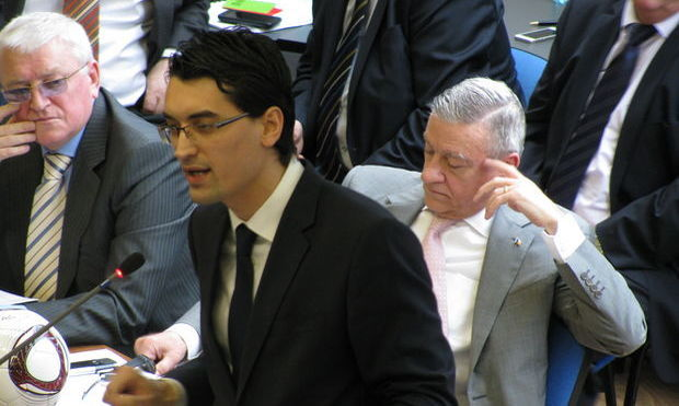 Răzvan Burleanu l-a înlocuit pe Mircea Sandu, la şefia FRF