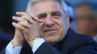 "Sunt mafiot, mafiot"! Melodia lui Giovanni Becali care te va face sa razi sau sa te crezi mai smecher ca el - Vezi clipul aici