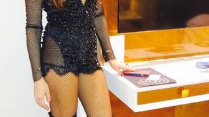 Lavinia Pârva, transparentă şi sexy! Ce decolteu generos are iubita lui Ştefan Bănică jr.