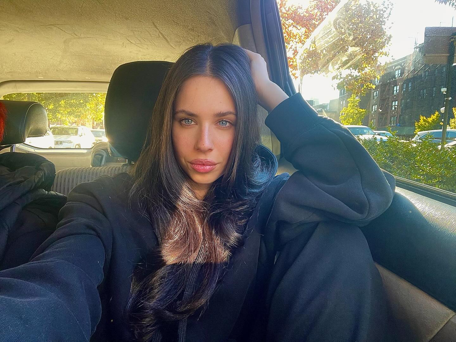 Violeta are iubit de mai bine de un an/ Sursa foto: Instagram