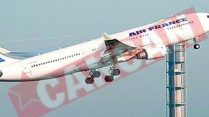 O romanca in avionul disparut in Atlantic