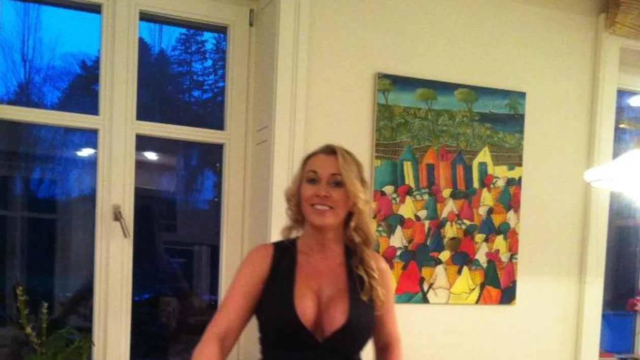 O poveste fabuloasa! Nina, o romanca din Bistrita, este mostenitoarea imperiului Swarovsky! Are doua diamante inestimabile!