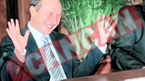 Basescu ar putea fi anchetat pentru talharie, insulta si rasism