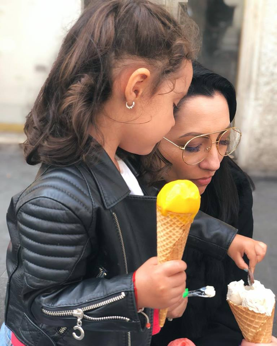 Andra a dus-o pe fetița ei, Eva, la salon! A încercat asta pentru prima dată
