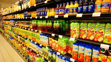 Băutura care îți rărește părul. Ce să scoți din dietă pentru a nu ajunge la suplimente