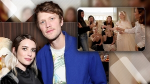 Emma Roberts s-a căsătorit în secret cu actorul Cody John. Julia Roberts s-a numărat printre invitații la ceremonie
