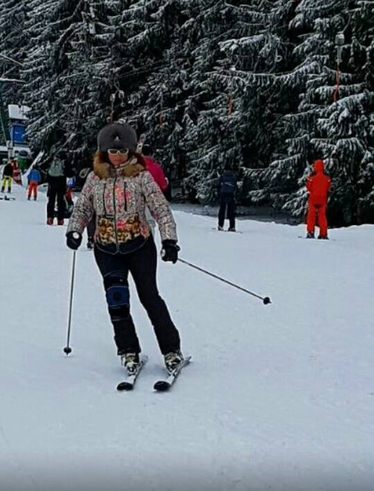 Mihaela Borcea la schi, în Austria, deși are interzis din partea medicilor să mai facă acest sport