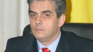 Medicii nu au aflat deocamdata de ce i s-a facut rau lui Eugen Nicolaescu! Politicianul ramane internat