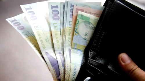 Pensionarii trebuie să verifice talonul de pensie. Semnul care arată dacă pot primi ajutorul de 1.000 de lei