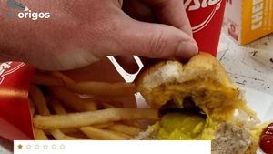 Cum a încercat o femeie să primească banii înapoi, după ce a comandat și mâncat un meniu de la McDonald's. Ce poză a trimis