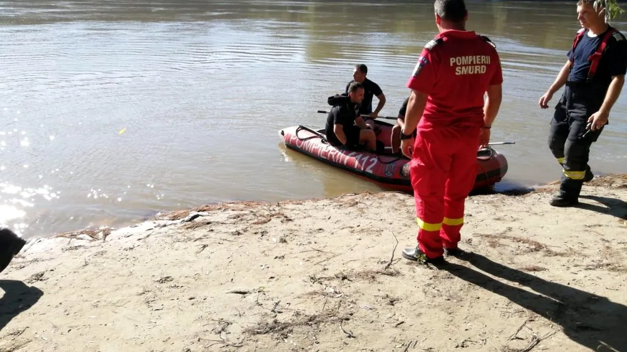 Caz teribil în Giurgiu. Un bărbat și o femeie au murit înecați după ce au căzut de pe skijet  pe Canalul Plantelor