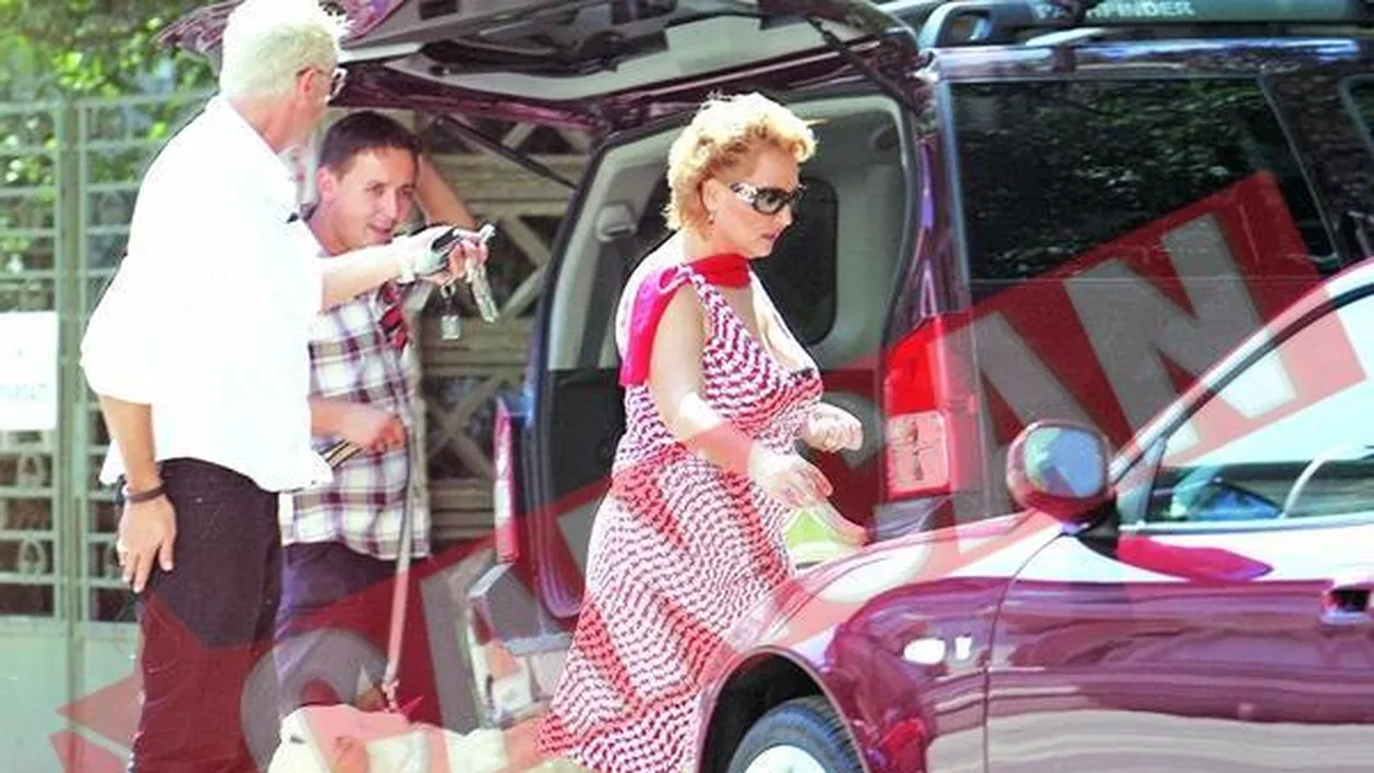 Mihaela Tatu isi ia cainele cu ea la serviciu