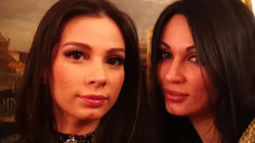 Surorile Luciu se ating senzual! Vezi cum o maseaza Nicoleta pe Iuliana. Auuuu, ma gadili!