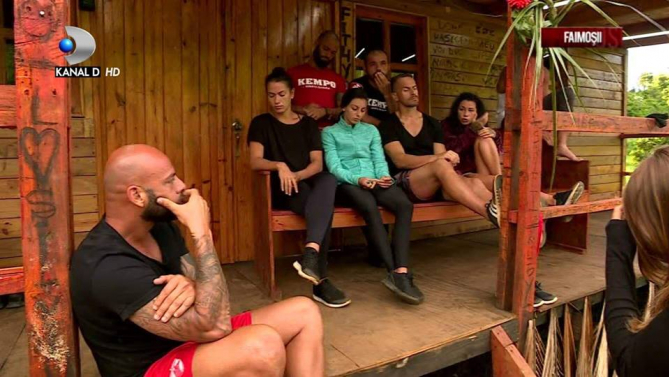 Reacția mamei lui Giani Kiriță, după ce fiul ei și Roxana Vancea și-au aruncat cuvinte grele