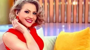 Ce mesaje indecente primește Mirela Vaida! Unii dintre admiratori pun prea mult patos. „Unele dintre ele fac bine aşa la psihic”