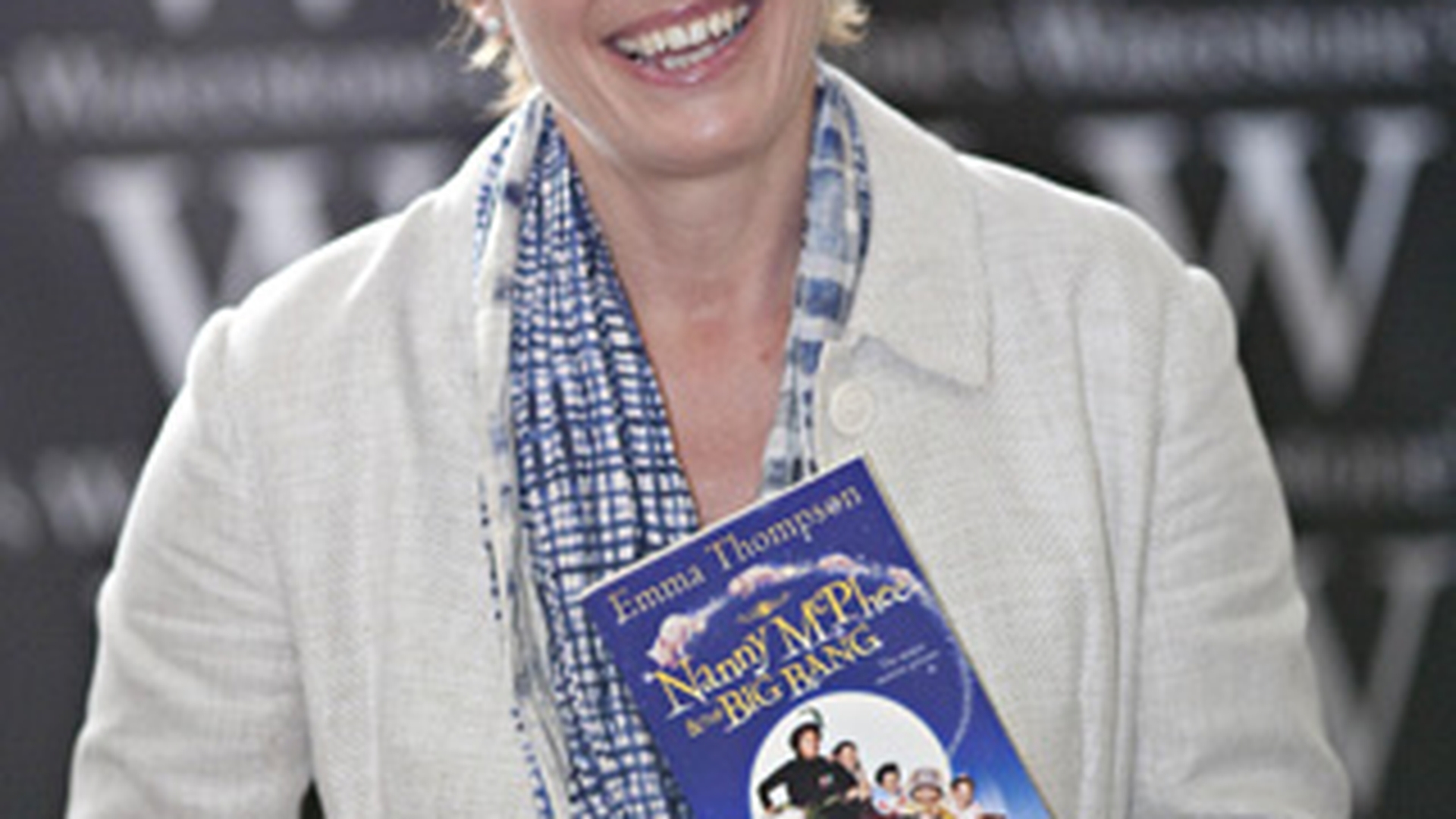 De teama sotului, Emma Thompson isi ascunde pantofii prin casa!