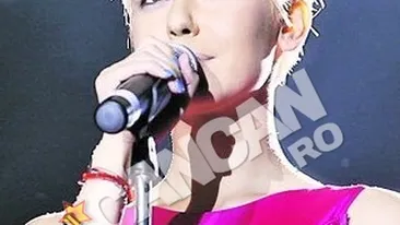 5.000 de oameni i-au scandat numele la concertul Lala Band. Sore a izbucnit in lacrimi pe scena