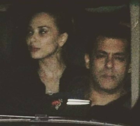 IULIA VÂNTUR, fericită împreună cu SALMAN KHAN! Cum au fost fotografiaţi cei doi în India