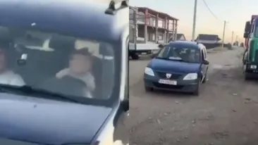 Scene incredibile în Vrancea. Un bebeluș de 11 luni conducea o mașină pe un drum public