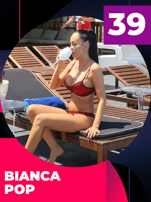 Andreea Popescu, Ramona Olaru și Andreea Ibacka nu au mai ținut cont de nimic. Top 50 dive care au cedat poftelor, în văzul tuturor