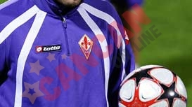 Mutu ar putea fi amendat cu 6.500 de euro pentru ca a fumat in incinta stadionului
