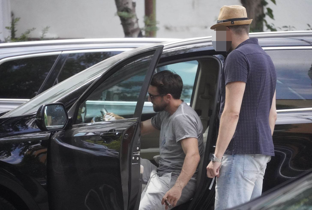 Dani Oțil vrea să fie mafiot, dar nu prea îi iese… Ce l-a trădat pe micuțul prezentator de și-a stricat toată fenta