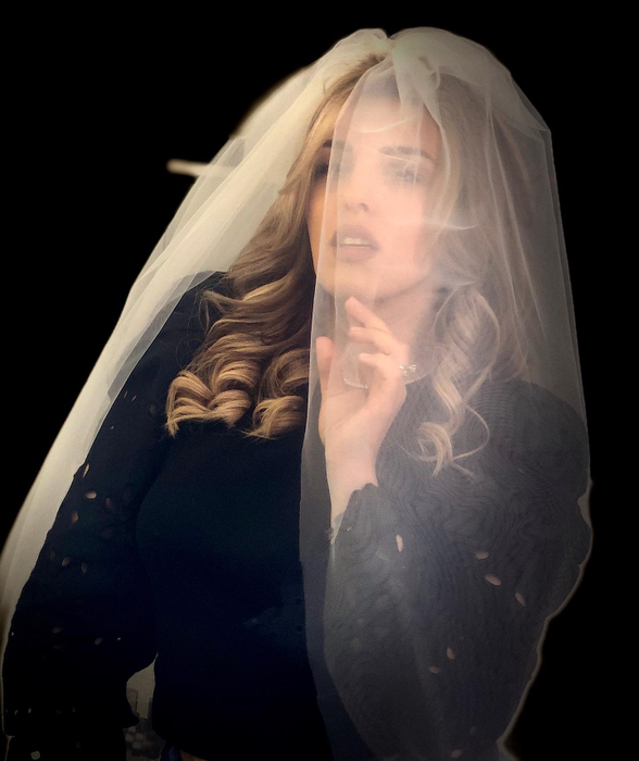 Diana Bișinicu ar fi divorțat în mare secret! Cântăreața a devenit soția lui Cătălin Andrieş în urmă cu aproape 9 ani, iar Gabriela Cristea și Marcel Toader le-au fost nași